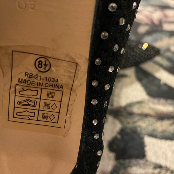 These Rough Helium stilettos with rinestones are is very good condition. - Picture 6 of 8